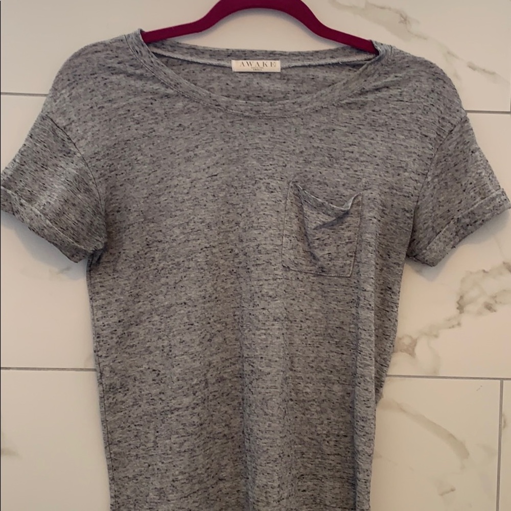 Gray long t shirt with front pocket